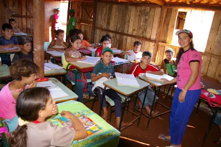 É possível o investimento em imóvel não regularizado para garantir direito à educação