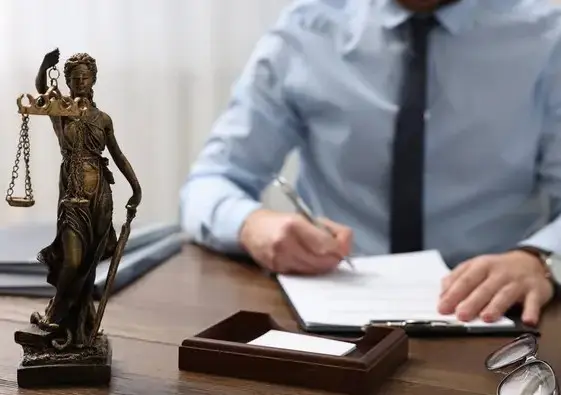 Contrato entre escritório de advocacia e Pontal do Paraná é suspenso por cautelar