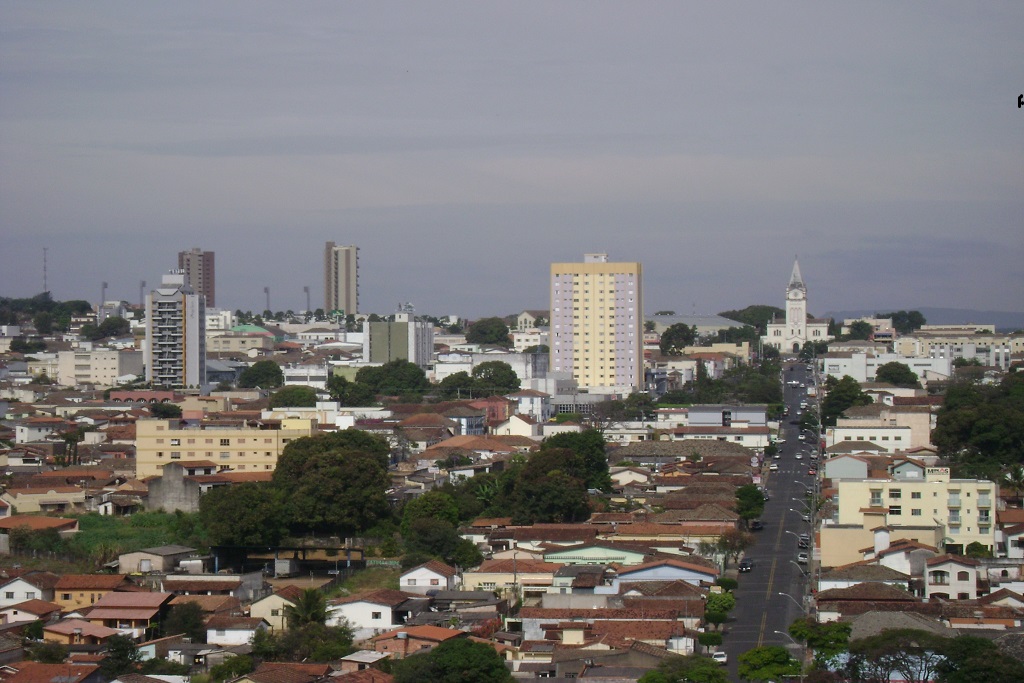Tribunal identifica falhas em procedimento e suspende licitação no Triângulo Mineiro
