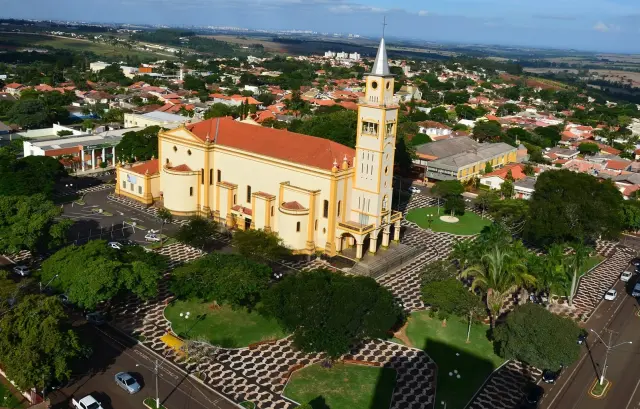 Rolândia recebe recomendações para ajustar exigências em editais de licitação
