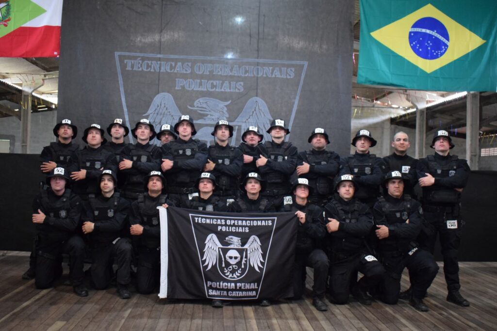 Policiais penais de Santa Catarina têm direito a horas extras, decide STF 